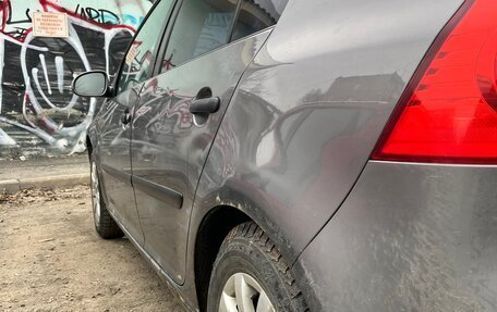 Volkswagen Golf V, 2004 год, 400 000 рублей, 5 фотография