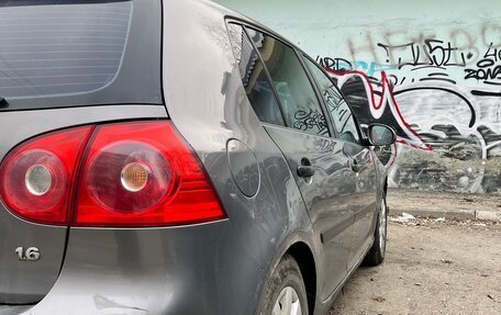 Volkswagen Golf V, 2004 год, 400 000 рублей, 6 фотография