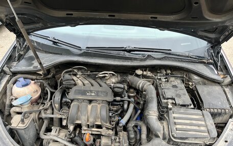 Volkswagen Golf V, 2004 год, 400 000 рублей, 7 фотография