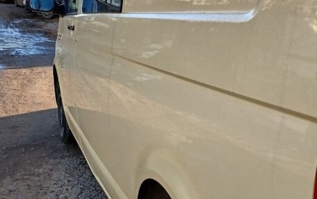 Volkswagen Transporter T6 рестайлинг, 2016 год, 1 450 000 рублей, 4 фотография