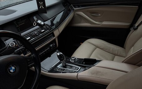 BMW 5 серия, 2013 год, 1 970 000 рублей, 13 фотография