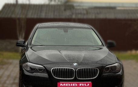 BMW 5 серия, 2013 год, 1 970 000 рублей, 2 фотография