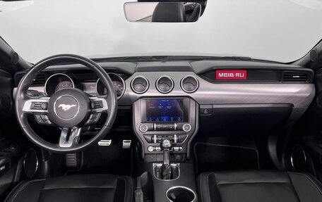 Ford Mustang VI рестайлинг, 2021 год, 3 100 000 рублей, 21 фотография