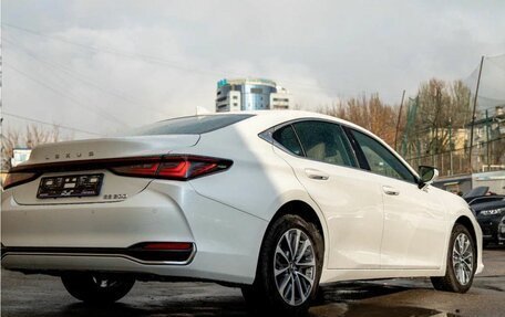 Lexus ES VII, 2025 год, 5 355 000 рублей, 8 фотография