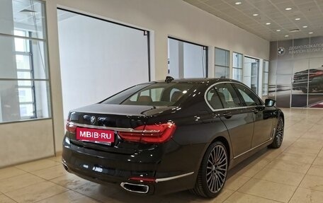 BMW 7 серия, 2017 год, 3 445 000 рублей, 2 фотография