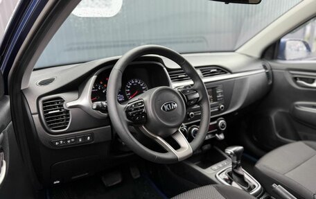 KIA Rio IV, 2021 год, 1 699 000 рублей, 9 фотография