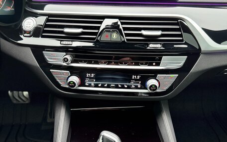 BMW 5 серия, 2019 год, 4 550 000 рублей, 36 фотография