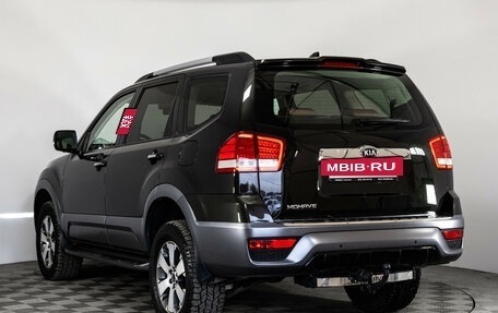 KIA Mohave I, 2017 год, 2 990 000 рублей, 7 фотография