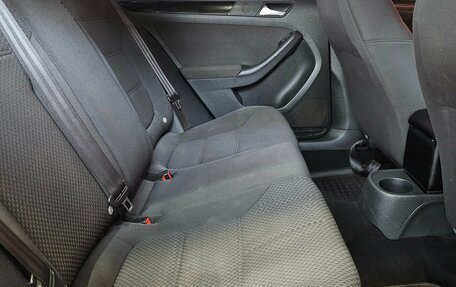 Volkswagen Jetta VI, 2011 год, 450 000 рублей, 12 фотография