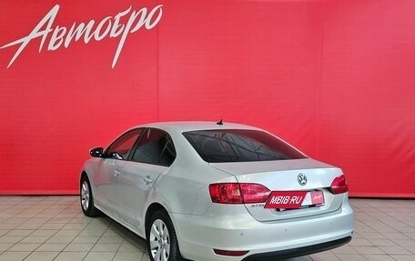 Volkswagen Jetta VI, 2011 год, 450 000 рублей, 3 фотография