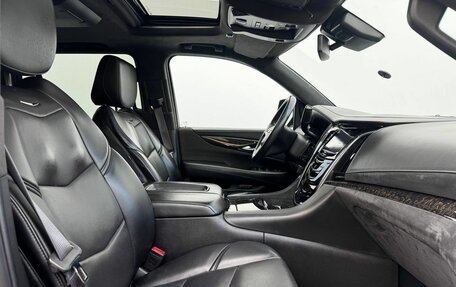 Cadillac Escalade IV, 2015 год, 3 999 000 рублей, 10 фотография