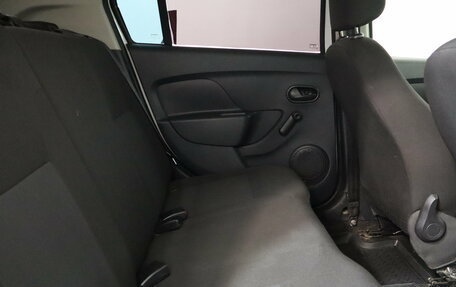 Renault Logan II, 2019 год, 739 000 рублей, 12 фотография