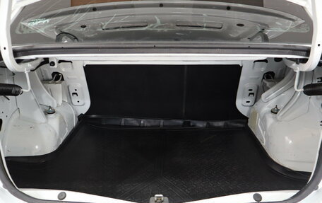 Renault Logan II, 2019 год, 739 000 рублей, 14 фотография