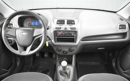 Chevrolet Cobalt II, 2013 год, 499 888 рублей, 11 фотография