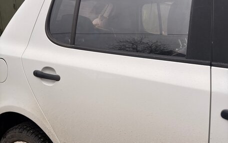 Skoda Fabia II, 2010 год, 400 000 рублей, 13 фотография