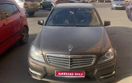 Mercedes-Benz C-Класс, 2013 год, 1 650 000 рублей, 1 фотография