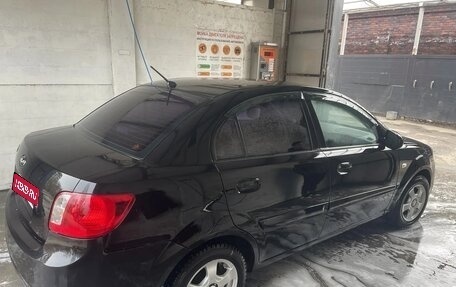 KIA Rio II, 2009 год, 550 000 рублей, 1 фотография