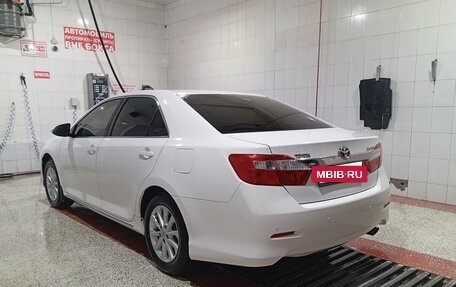 Toyota Camry, 2013 год, 1 330 000 рублей, 4 фотография