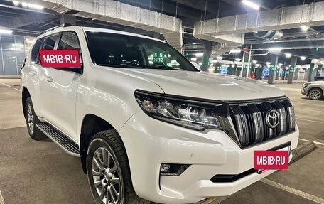 Toyota Land Cruiser Prado 150 рестайлинг 2, 2018 год, 4 950 000 рублей, 28 фотография