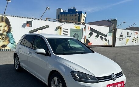 Volkswagen Golf VII, 2013 год, 1 590 000 рублей, 2 фотография