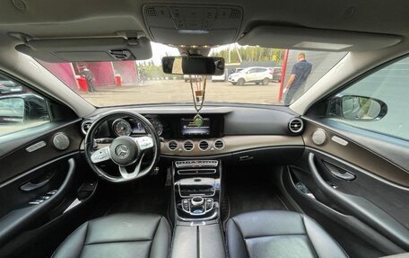 Mercedes-Benz E-Класс, 2016 год, 2 150 000 рублей, 2 фотография