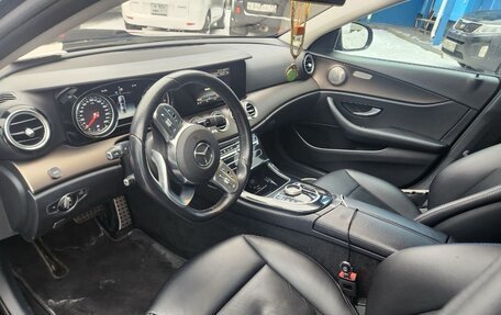 Mercedes-Benz E-Класс, 2016 год, 2 150 000 рублей, 14 фотография