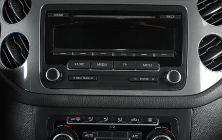 Volkswagen Tiguan I, 2012 год, 1 529 000 рублей, 17 фотография