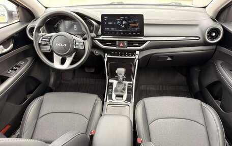 KIA K3, 2022 год, 2 700 000 рублей, 9 фотография