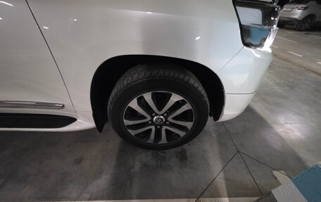 Toyota Land Cruiser 200, 2017 год, 8 150 000 рублей, 18 фотография