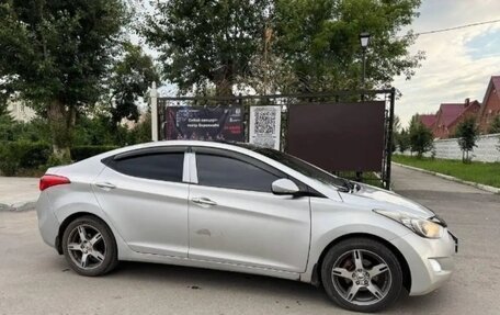 Hyundai Avante, 2011 год, 790 000 рублей, 2 фотография