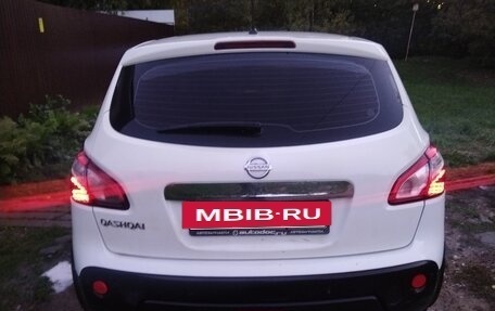 Nissan Qashqai, 2010 год, 700 000 рублей, 3 фотография