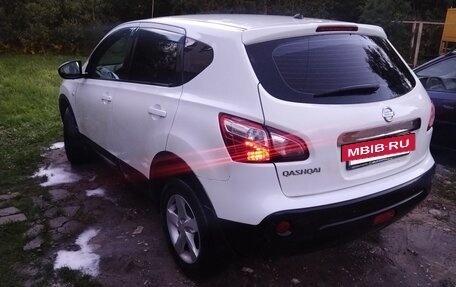 Nissan Qashqai, 2010 год, 700 000 рублей, 4 фотография