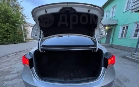 Hyundai Avante, 2011 год, 790 000 рублей, 8 фотография