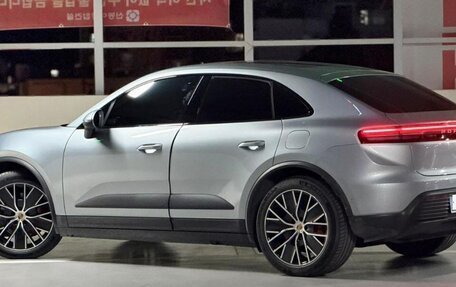 Porsche Macan, 2025 год, 15 000 000 рублей, 3 фотография