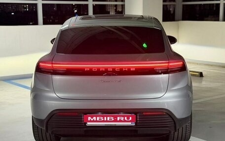 Porsche Macan, 2025 год, 15 000 000 рублей, 4 фотография