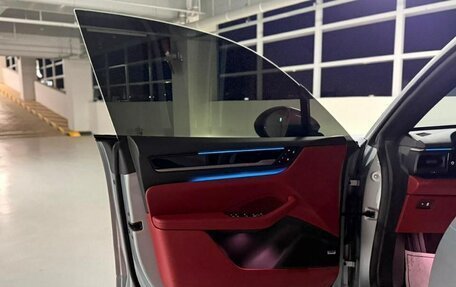 Porsche Macan, 2025 год, 15 000 000 рублей, 18 фотография