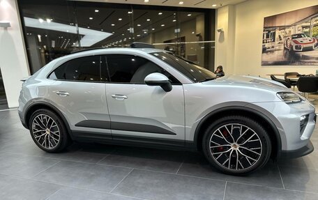 Porsche Macan, 2025 год, 15 000 000 рублей, 21 фотография