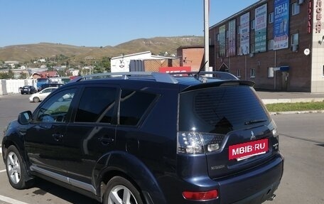 Mitsubishi Outlander III рестайлинг 3, 2008 год, 1 100 000 рублей, 3 фотография