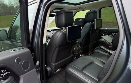 Land Rover Range Rover IV рестайлинг, 2018 год, 9 000 000 рублей, 4 фотография