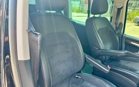 Volkswagen Multivan T6 рестайлинг, 2018 год, 4 000 000 рублей, 6 фотография