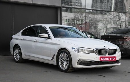 BMW 5 серия, 2019 год, 3 350 000 рублей, 3 фотография