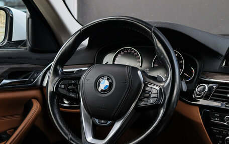 BMW 5 серия, 2019 год, 3 350 000 рублей, 11 фотография