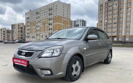 KIA Rio II, 2010 год, 600 000 рублей, 1 фотография