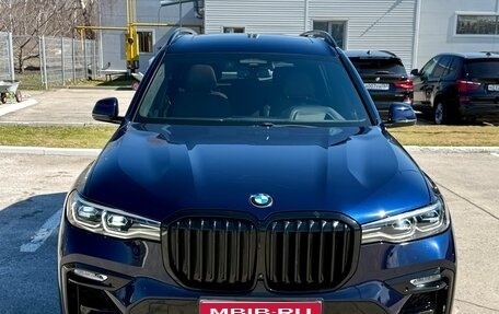 BMW X7, 2022 год, 9 000 000 рублей, 1 фотография