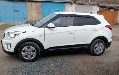 Hyundai Creta I рестайлинг, 2019 год, 1 800 000 рублей, 2 фотография