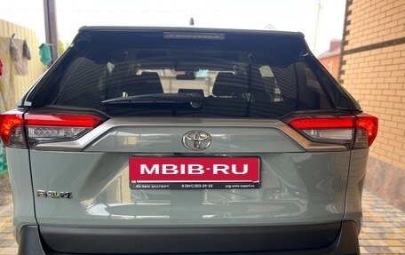 Toyota RAV4, 2020 год, 2 950 000 рублей, 14 фотография