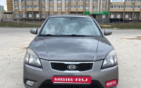 KIA Rio II, 2010 год, 600 000 рублей, 2 фотография