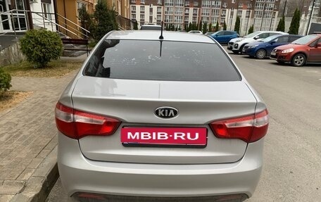 KIA Rio III рестайлинг, 2014 год, 720 000 рублей, 4 фотография