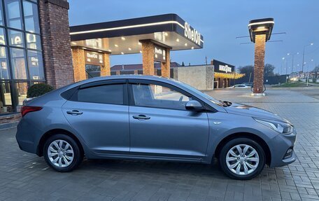 Hyundai Solaris II рестайлинг, 2018 год, 1 160 000 рублей, 3 фотография