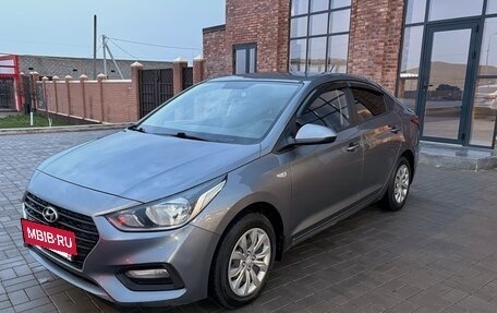Hyundai Solaris II рестайлинг, 2018 год, 1 160 000 рублей, 8 фотография